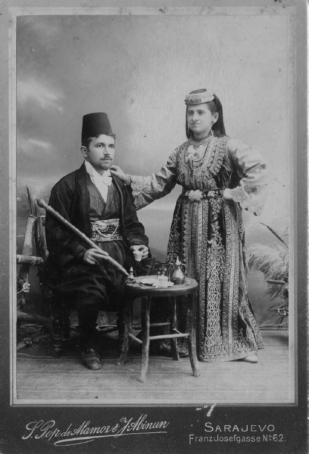 Shepardic Jewish couple in traditional clothing 1900